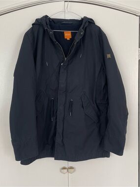 Hugo Boss Navy Hooded Field Jacket with jaw-string fits like an XL-2XL